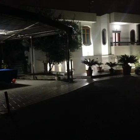 Vera's B&B 2*