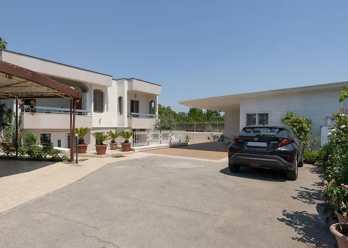 Vera's Bed & Breakfast 4*