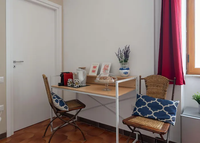 Bed & Breakfast Vera's 4*